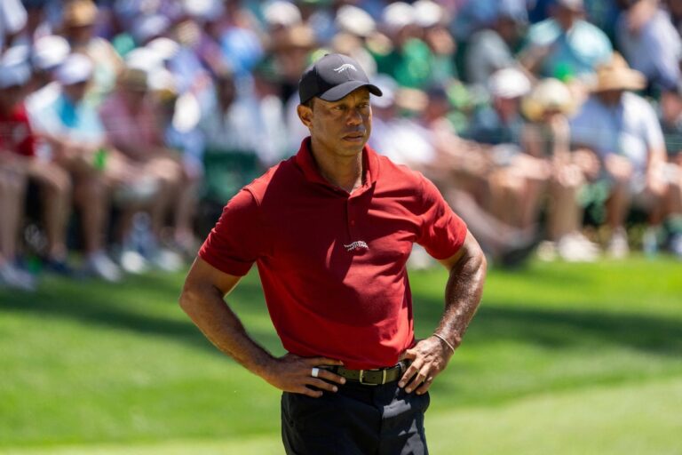 Tiger Woods a déclaré avoir refusé l'offre du capitaine de la Ryder Cup pour se concentrer sur les négociations PGA Tour-PIF
