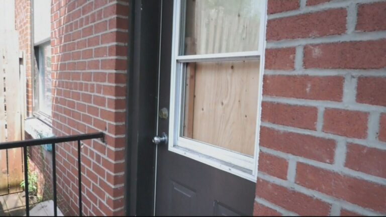 Un homme nu envahit la maison d'un étudiant montréalais dans le quartier chinois