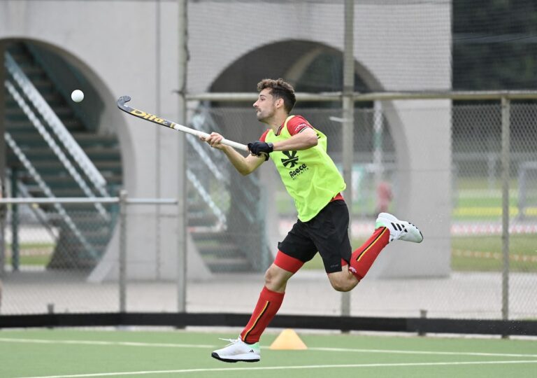 Un joueur de hockey australien ampute une partie de son doigt pour participer aux Jeux de Paris