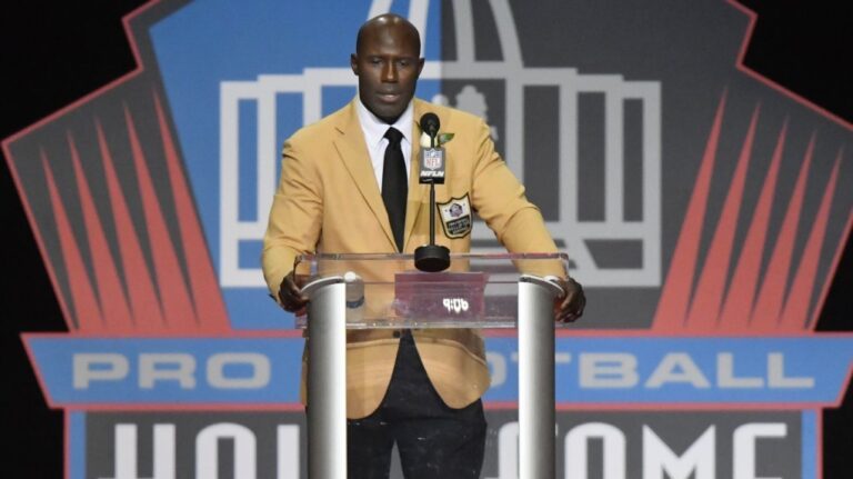 Former NFL player Terrell Davis delivers his speech during induction ceremonies at the Pro Football Hall of Fame, Saturday, Aug. 5, 2017, in Canton, Ohio. (AP Photo/David Richard, File)