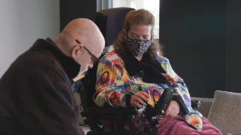 Un patient atteint de spina bifida affirme que le personnel d'un hôpital de Montréal lui a proposé à deux reprises l'AMM spontanément