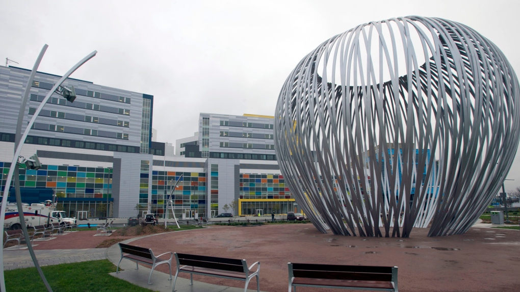 Un tribunal du Québec ordonne à un hôpital de maintenir une femme sous assistance respiratoire afin qu'elle puisse mourir au Nigéria