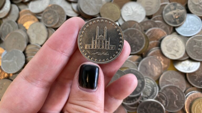 Voici ce qui arrive aux pièces de monnaie du pont Halifax rejetées