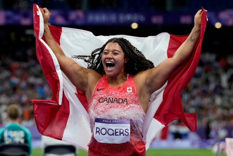La Canadienne Camryn Rogers remporte l'or olympique au lancer du marteau féminin