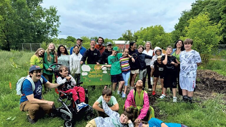 Ambiance de bon citoyen : des centaines d'enfants du Vermont relèvent le défi du bon citoyen 2024