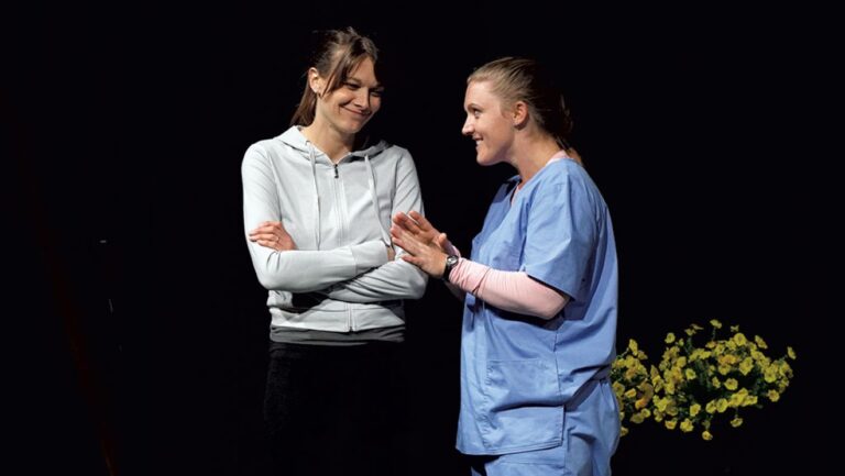 Critique de théâtre : « Cry It Out », Dirt Road Theater