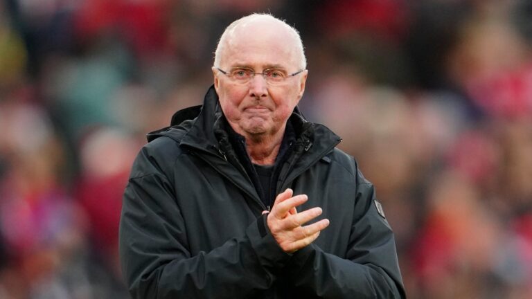 Former England manager Sven-Goran Eriksson applauds the crowd after an exhibition soccer match between Liverpool Legends and Ajax Legends at Anfield Stadium, Liverpool, England, Saturday, March 23, 2024. (AP Photo/Jon Super)