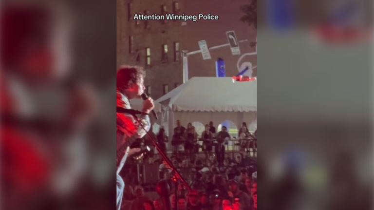 Arkells demande des images de drone filmées lors d'un concert à Winnipeg