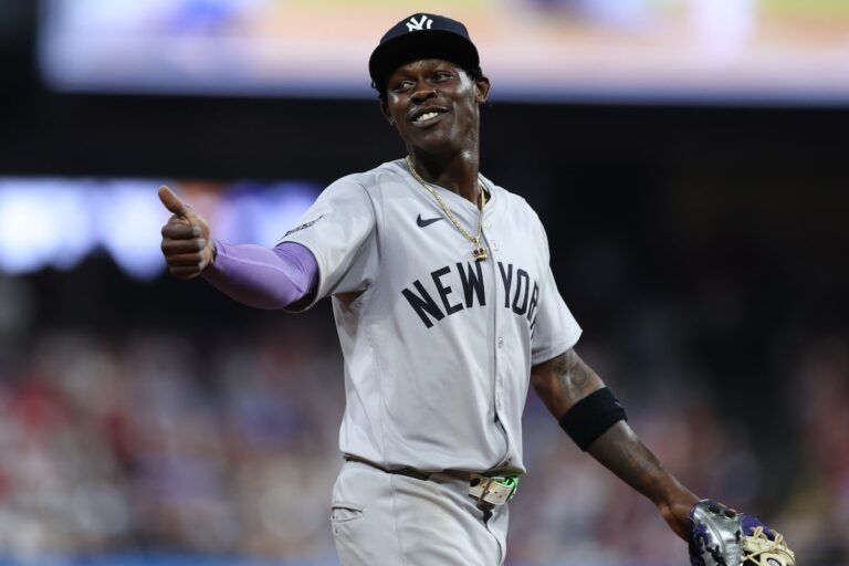 Chisholm Jr., le nouveau Yankee Jazz, donne le ton à l'équipe avant la série contre les Blue Jays