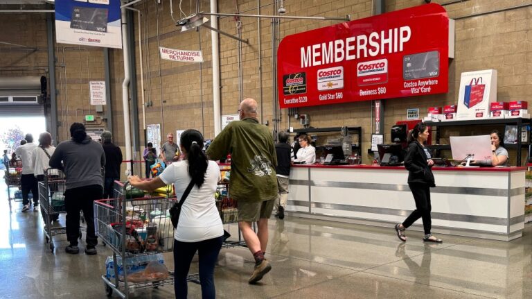 Consommateurs canadiens : Costco s'attaque aux profiteurs d'abonnements