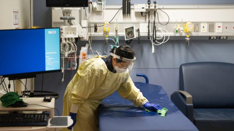 « De graves problèmes » : le nouveau rapport de l'Ontario est le dernier exemple de la crise des soins de santé au Canada
