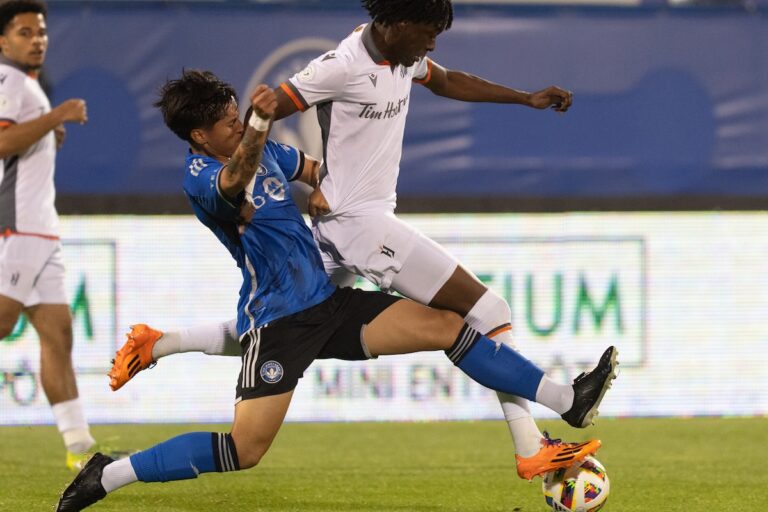 Forge FC transfère l'attaquant canadien Kwasi Poku à l'équipe belge pour un montant record en CPL