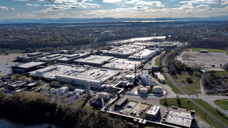 GlobalFoundries critiquée pour avoir déversé des produits chimiques « éternels » dans la rivière Winooski
