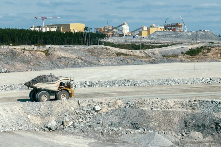 IAMGOLD atteint le stade de l'exploitation commerciale à la mine Côté