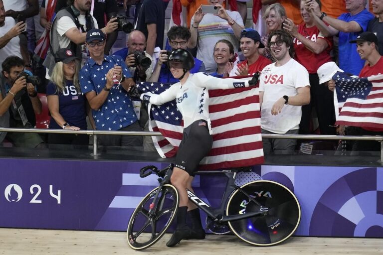 JO de Paris : Jennifer Valente défend son or en omnium et conclut les meilleurs Jeux d'été pour le cyclisme américain depuis 40 ans