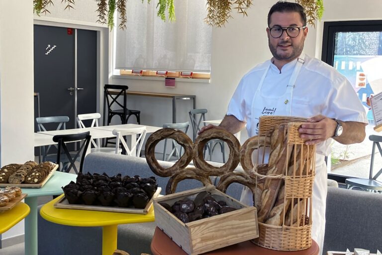 JO de Paris : La médaille d'or pour... le muffin au chocolat. Au village olympique, la boulangerie brille