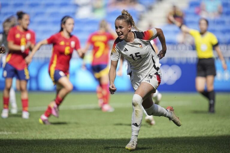 JO de Paris : l'Allemagne décroche le bronze en football féminin grâce à une victoire 1-0 contre l'Espagne