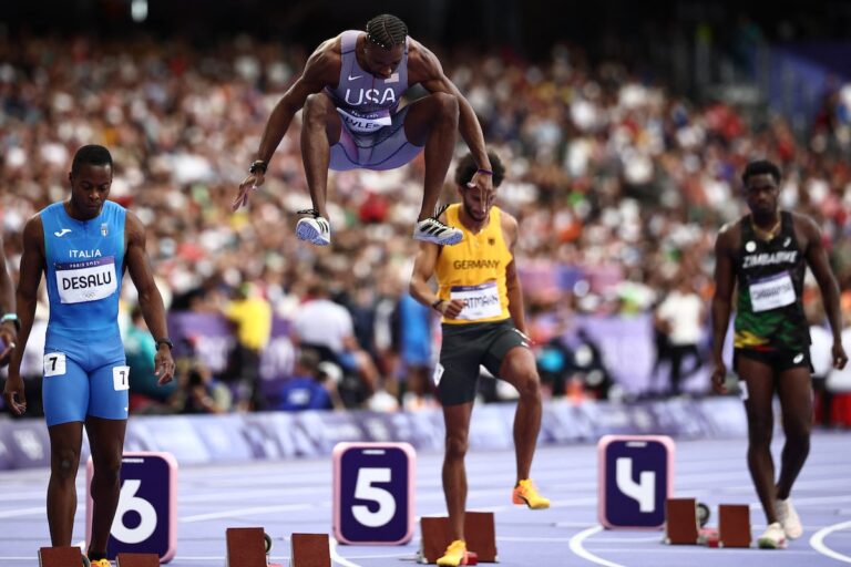 Jeux olympiques de Paris : Noah Lyles est peut-être l'homme le plus rapide du monde, mais il n'était même pas le plus rapide lors de sa demi-finale olympique du 200 m
