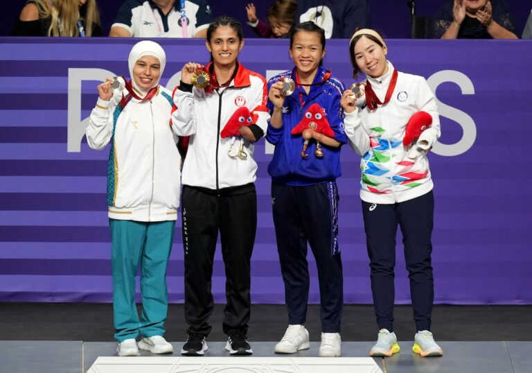 Jeux paralympiques de Paris : l'Afghan Khudadadi devient le premier athlète de l'équipe des réfugiés à remporter une médaille