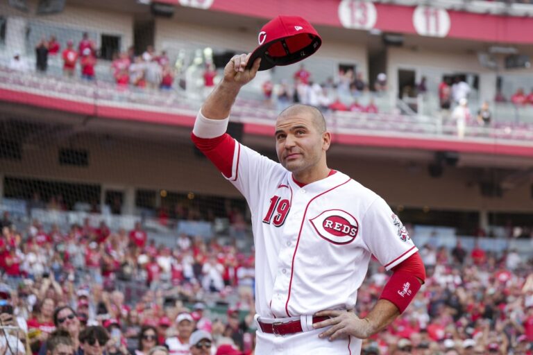 Joey Votto pourrait être admis au Temple de la renommée après une brillante carrière de 17 ans
