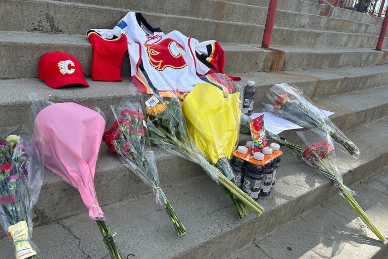 Johnny Gaudreau a donné la priorité à la famille et n'a jamais oublié ses racines dans le sud du New Jersey, même si sa carrière dans la LNH s'est épanouie