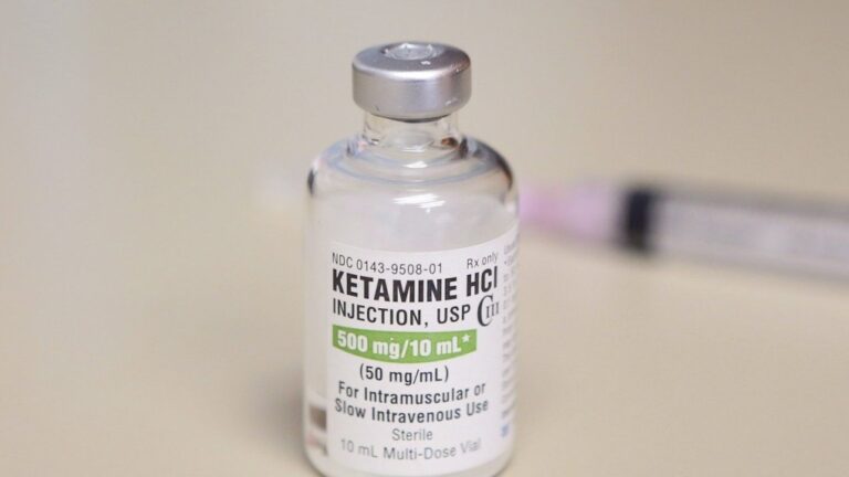A vial of ketamine, which is normally stored in a locked cabinet, is shown in Chicago on July 25, 2018. THE CANADIAN PRESS/AP, Teresa Crawford
