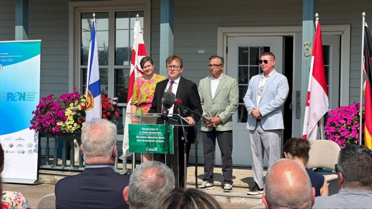 Le Canada et l'Allemagne annoncent un accord de 600 millions de dollars sur l'hydrogène au Cap-Breton