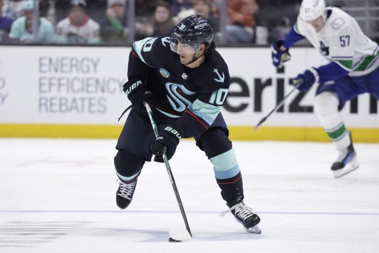 Le Kraken accepte une prolongation de contrat de 7 ans avec Beniers d'une valeur de près de 50 millions de dollars