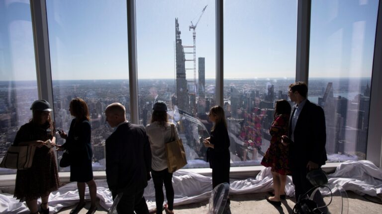 Le consul général à New York a eu une seconde chance de témoigner au sujet d'un appartement de luxe