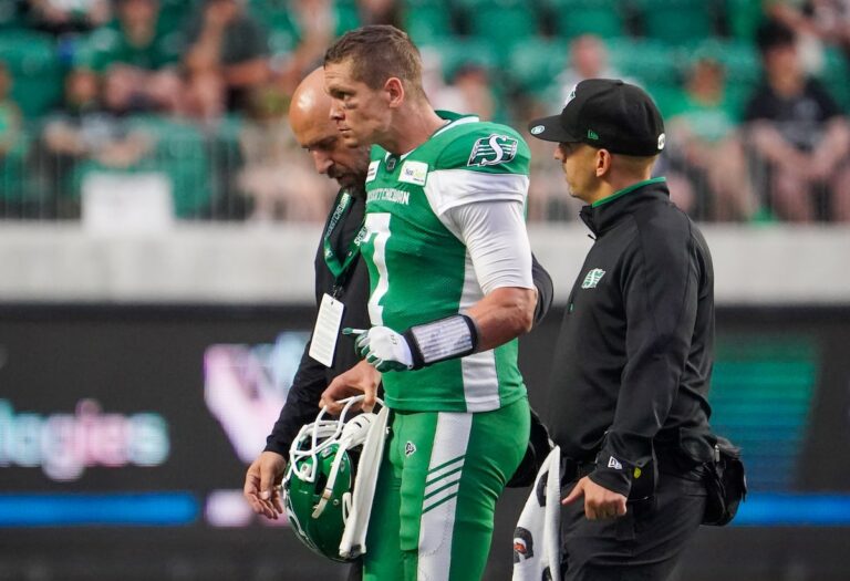Le quart-arrière Trevor Harris de retour en action pour le choc des Roughriders contre les Alouettes