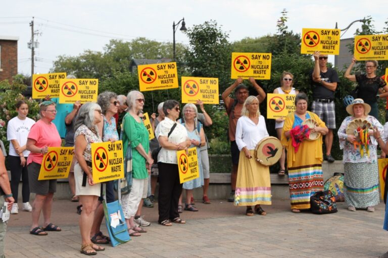 Le vote du conseil municipal de Thunder Bay sur le nucléaire suscite des réactions mitigées
