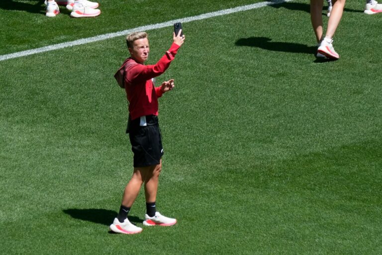 L'équipe canadienne de soccer affirme que l'espionnage par drone a commencé sous l'ancien entraîneur Herdman, selon des documents
