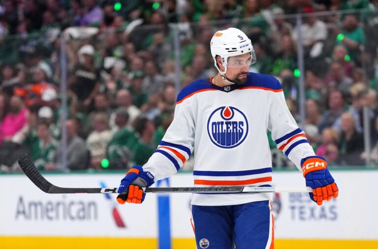 Les Oilers échangent Cody Ceci, choix de 3e ronde aux Sharks pour Ty Emberson