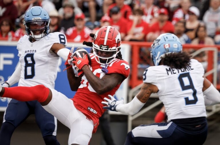 Les Stampeders se ressaisissent dans le dernier quart-temps pour vaincre les Argonauts 27-23
