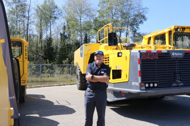 « Nous n'allons nulle part » : l'entrepreneur minier de Timmins célèbre ses trois décennies