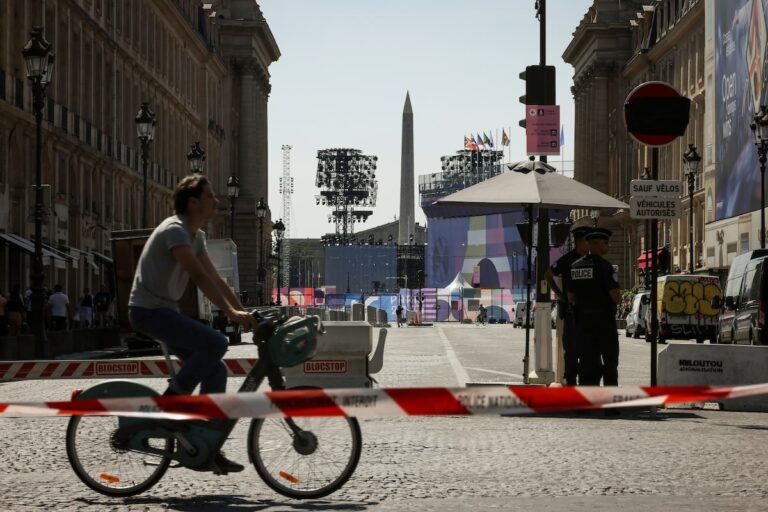 Paris inaugure les Jeux paralympiques avec une cérémonie d'ouverture « inédite » au cœur de la ville