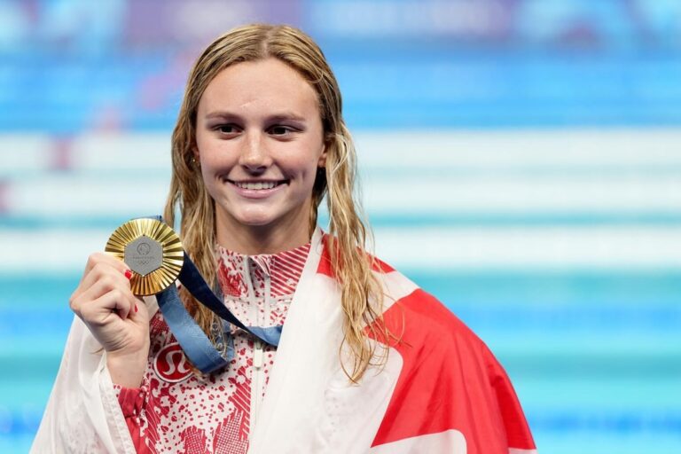 Summer McIntosh remporte l'or au 200 mètres quatre nages féminin, sa quatrième médaille des Jeux de Paris