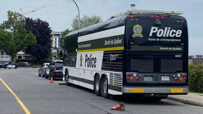 Trois personnes hospitalisées après 30 à 40 coups de feu tirés dans l'Ouest-de-l'Île de Montréal