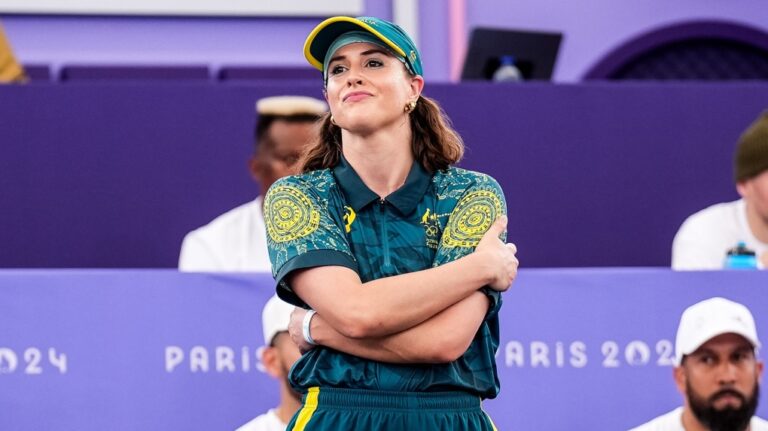 Raygun s'excuse auprès de la communauté du breakdance pour les réactions négatives suscitées par sa performance aux Jeux olympiques de Paris