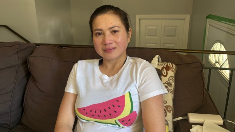 « Sans espoir et impuissante » : une mère de Regina cherche de l'aide pour traiter une maladie rare de la colonne vertébrale