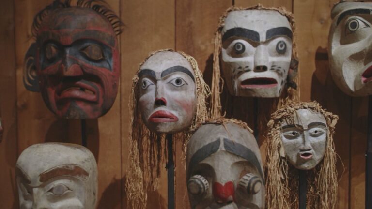 Neil Diamond and Joanne Robertson co-directed 'So Surreal: Behind the Masks.'