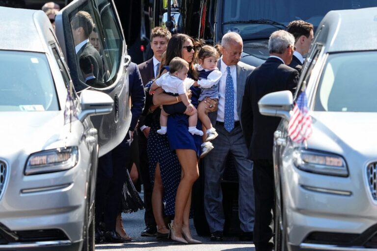 Aux funérailles de Johnny et Matthew Gaudreau, leurs épouses se souviennent d'eux comme d'inséparables pères de famille
