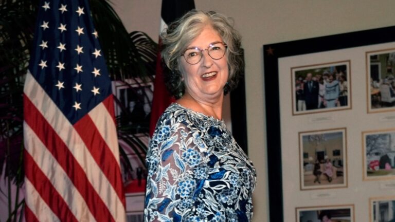 Barbara Kingsolver appears at the White House for the State Dinner for Kenya's President William Ruto and Kenya's first lady Rachel Ruto, May 23, 2024, in Washington. (AP Photo/Jacquelyn Martin, File)