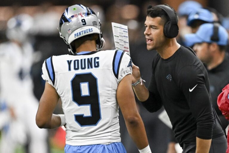 Bryce Young sera sur le banc des Panthers après les débuts difficiles du QB ; Andy Dalton sera titulaire contre les Raiders