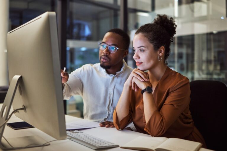 De nouvelles règles de certification en cybersécurité pour les entreprises soumissionnant aux contrats du gouvernement fédéral devraient être mises en œuvre en 2025