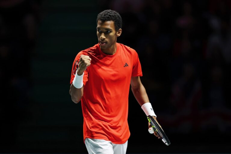 Félix Auger-Aliassime mènera le Canada en finale de la Coupe Davis