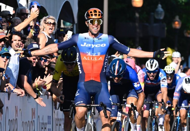 L'Australien Michael Matthews remporte sa troisième victoire au Grand Prix cycliste du Québec