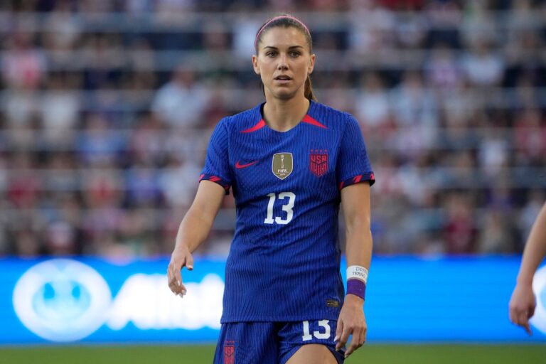 La championne du monde de football féminin Alex Morgan annonce sa retraite du football professionnel
