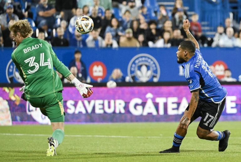 Le CF Montréal remporte une importante victoire 2-0 contre Chicago alors que la course aux séries éliminatoires de la MLS s'intensifie