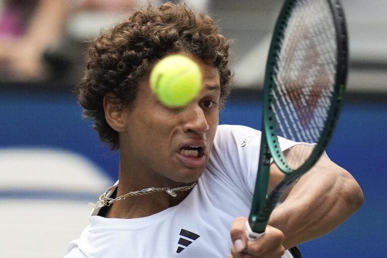 Le Montréalais Gabriel Diallo s'incline face à l'Américain Tommy Paul au troisième tour de l'US Open